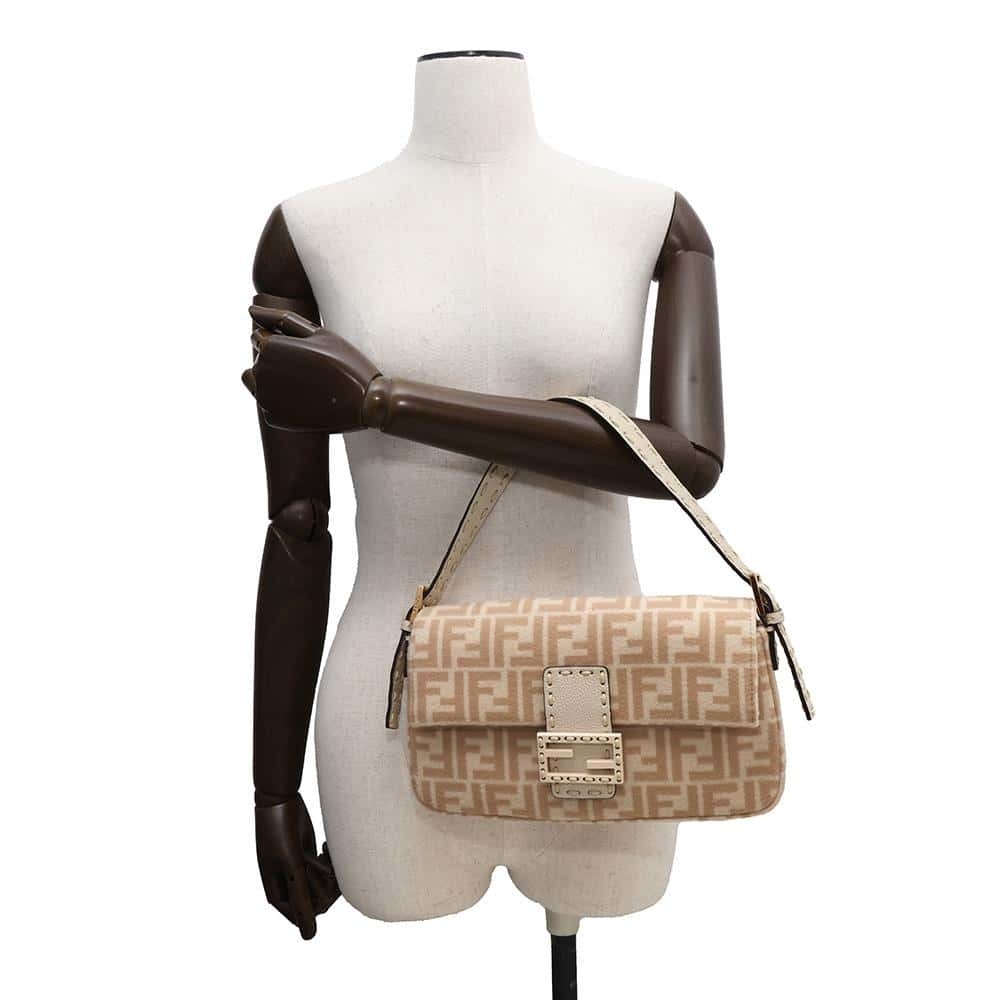 Fendi Zucca Baguette Wool Handbag - Picture 4 of 11